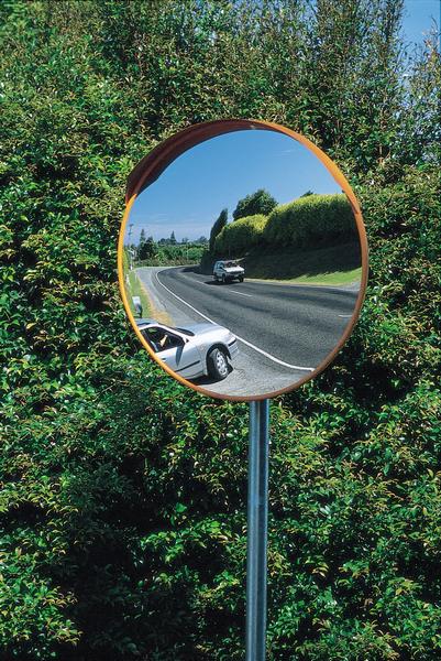 STAINLESS STEEL ANTI-VANDAL MIRROR – 450MM